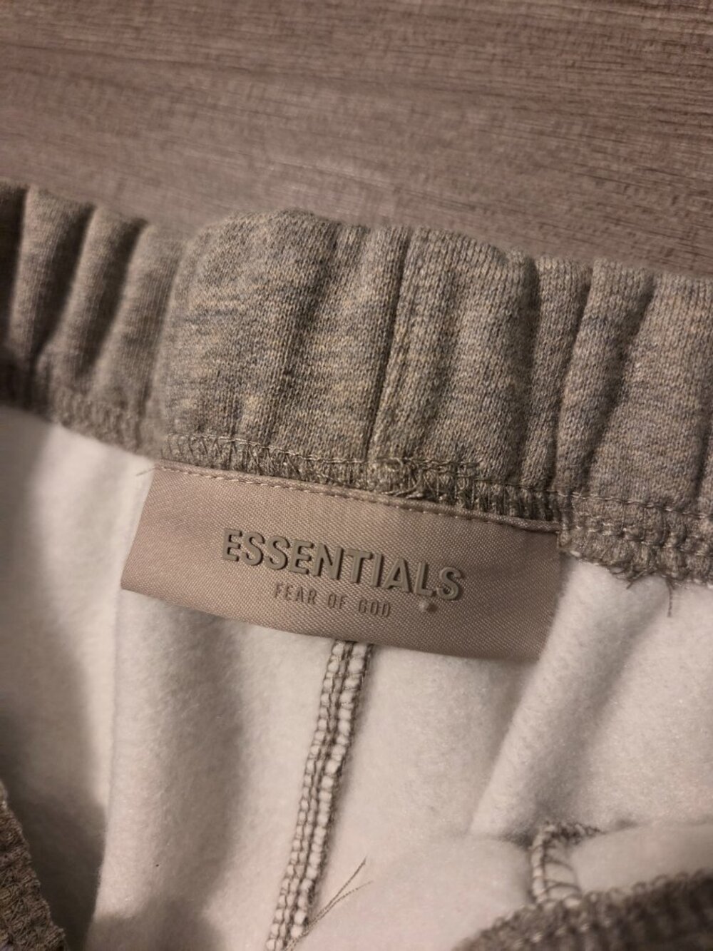 Fear of God Essentials SS22 Shorts - Picture 5 of 6